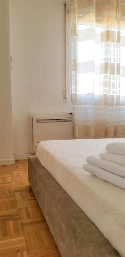 City Center Cute And Comfy Apartment - Ajia Apartments Тирана Экстерьер фото