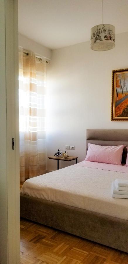 City Center Cute And Comfy Apartment - Ajia Apartments Тирана Экстерьер фото