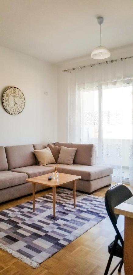 City Center Cute And Comfy Apartment - Ajia Apartments Тирана Экстерьер фото