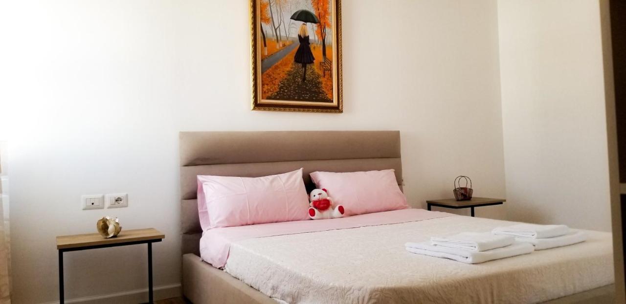 City Center Cute And Comfy Apartment - Ajia Apartments Тирана Экстерьер фото