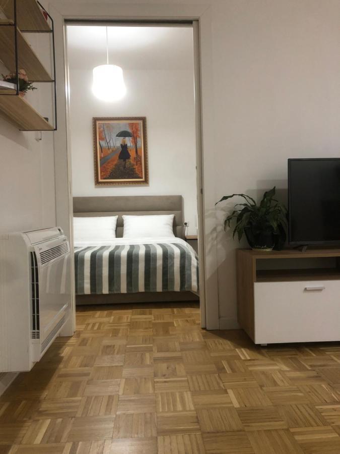 City Center Cute And Comfy Apartment - Ajia Apartments Тирана Экстерьер фото